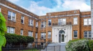 Red Oak No Washington.jpg